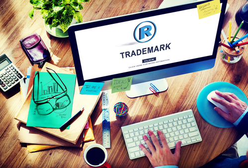 Trademark-Online-Laptop